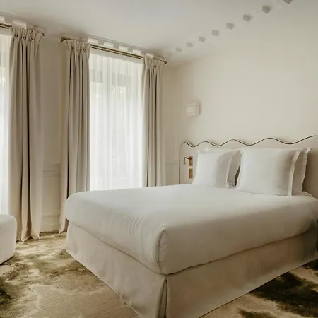 Leon Hotel