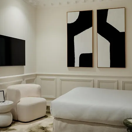 Hotel Leon Paris